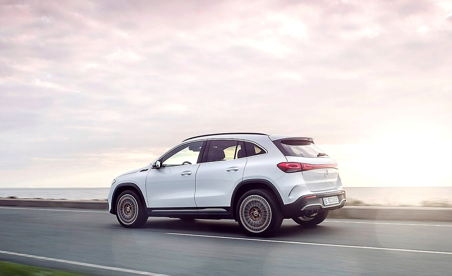 Mercedes-Benz EQA