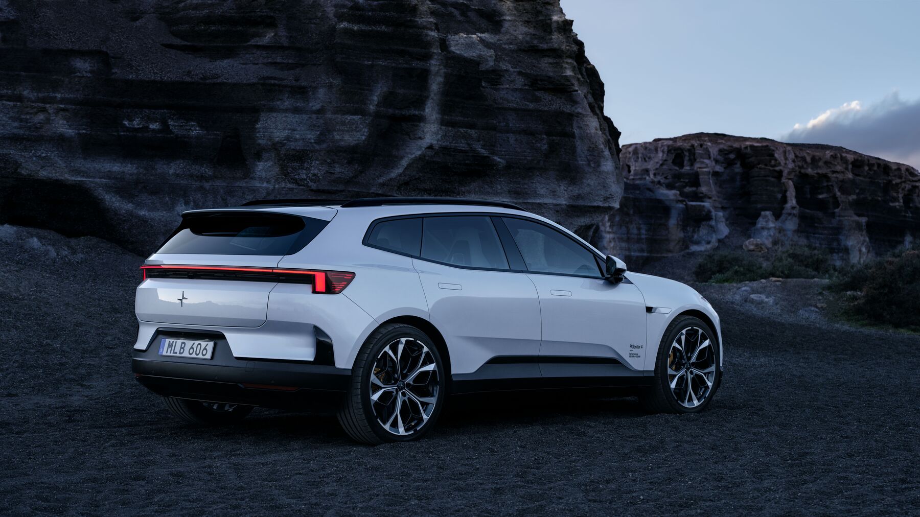 Polestar 4 SUV