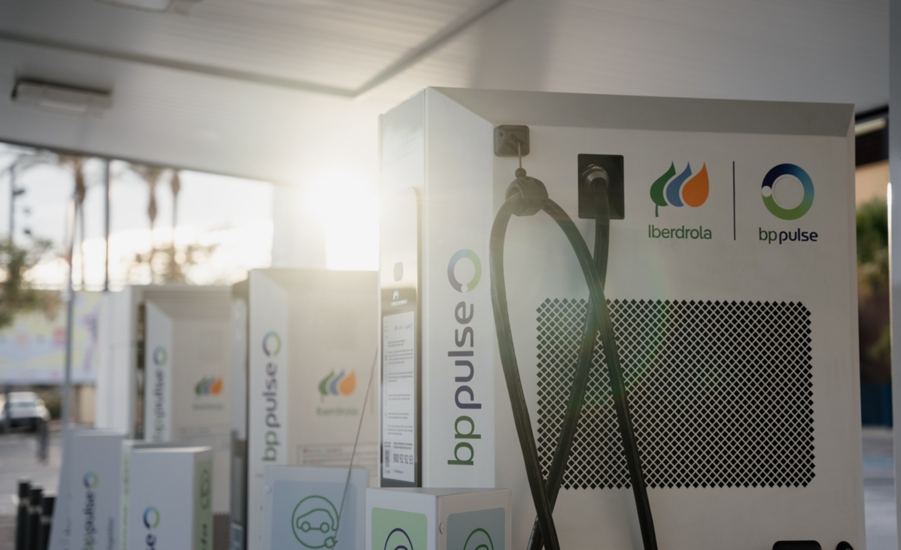 Puntos de carga coches eléctricos Iberdrola