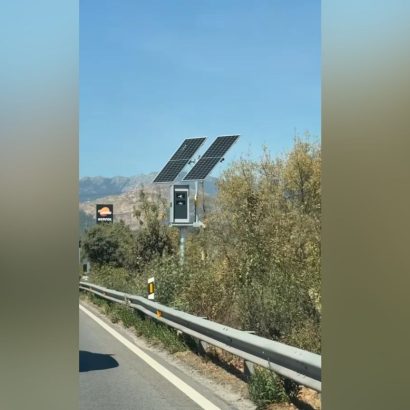 Ha durado pocos meses intacto: vandalizan un radar fijo de la DGT instalado a principios de año en este municipio de Madrid