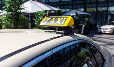 Taxi