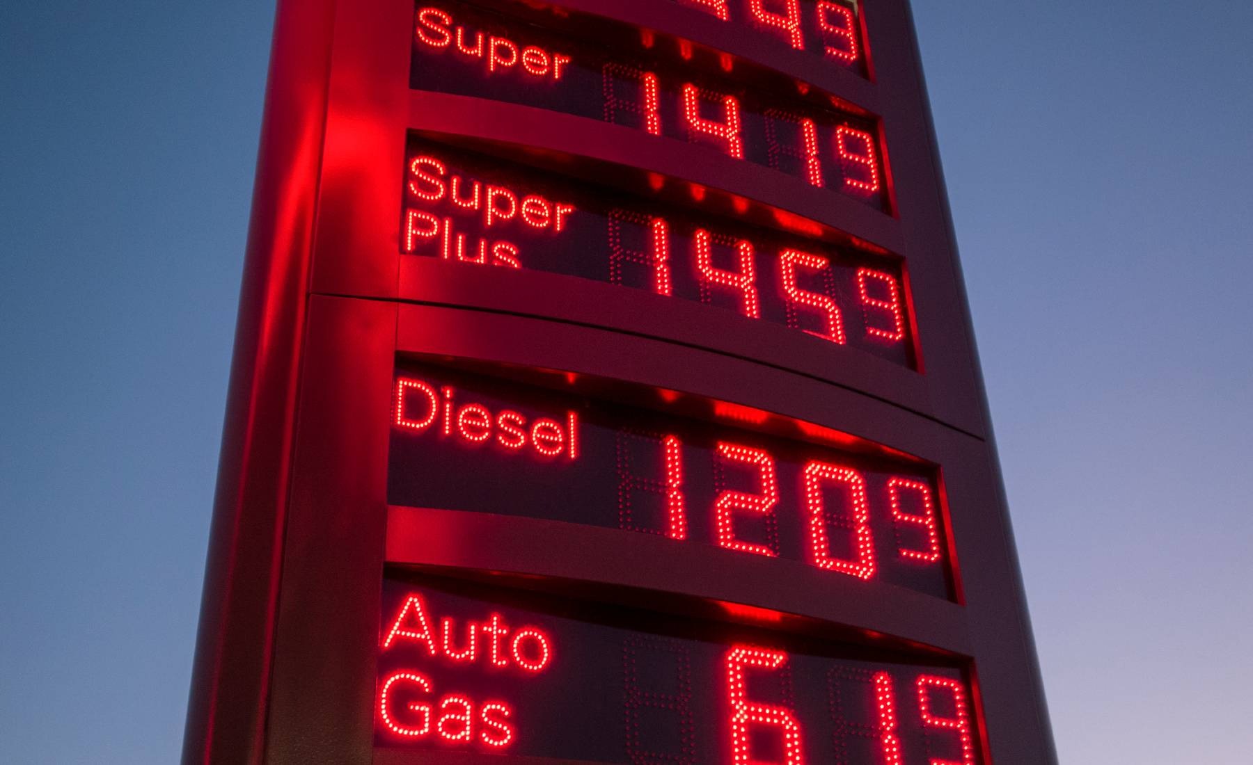 Tótem precios gasolinera