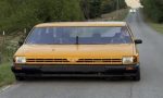 Este es el coche más ancho del mundo: parece dos coches unidos y caben cuatro personas delante