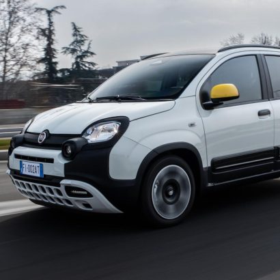 Coches nuevos baratos en España: tres opciones por menos de 15.000 euros