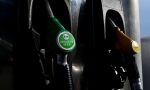Aparece una nueva etiqueta en los surtidores informando de la existencia de aditivos metálicos: ¿qué significa para tu motor? 