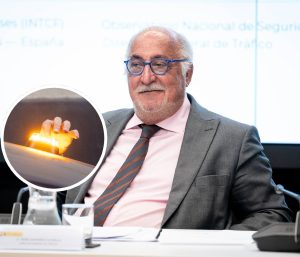 pere navarro dgt baliza v16