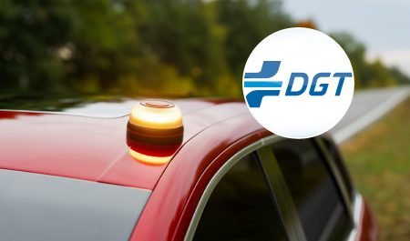 V-27, la nueva ‘baliza’ de la DGT: cómo funciona y qué conductores deben utilizarla