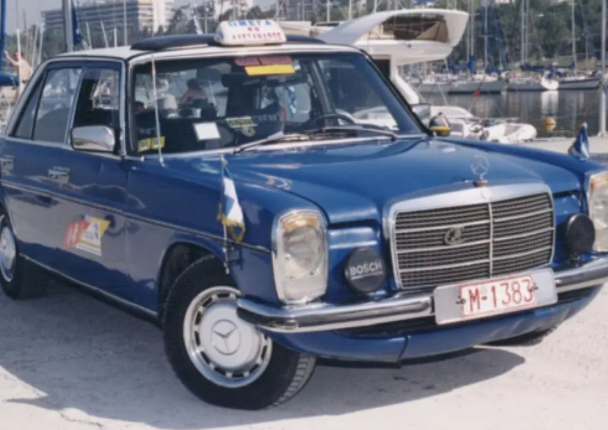 Taxi Mercedes