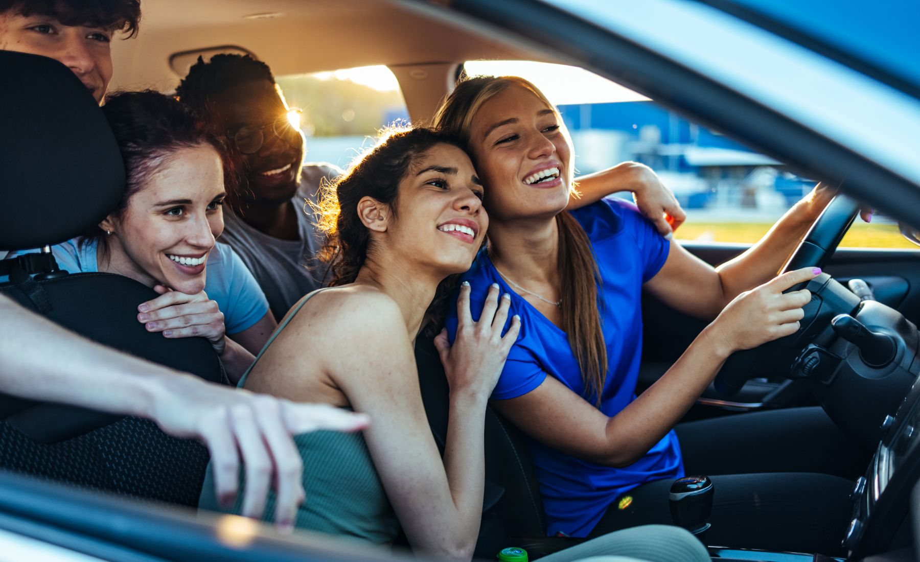 grupos amigos coche