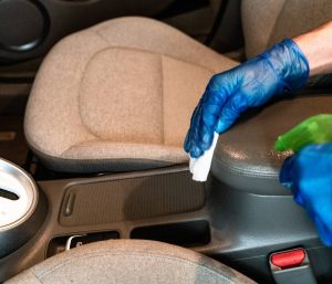 Limpiar el coche tras el verano: una tarea clave para afrontar el otoño