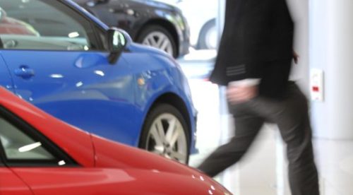 La subida del IVA encarecerá en 650 euros el precio medio de los coches