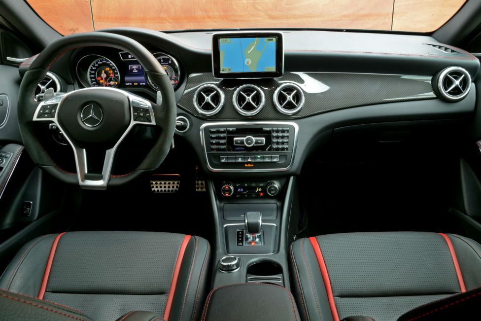 GLA 45 AMG, por 64.900 euros