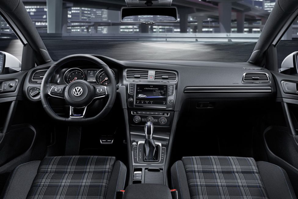 VW Golf GTE