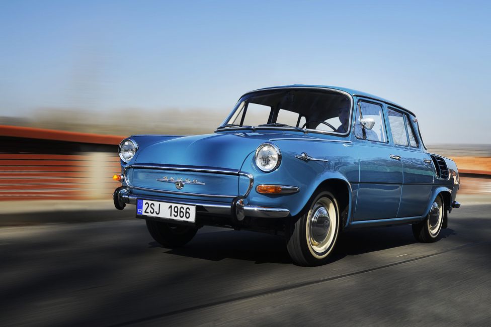 1000 MB, el primer Skoda de motor y tracción traseros