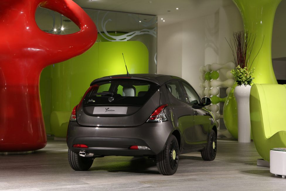 Ypsilon Elefantino