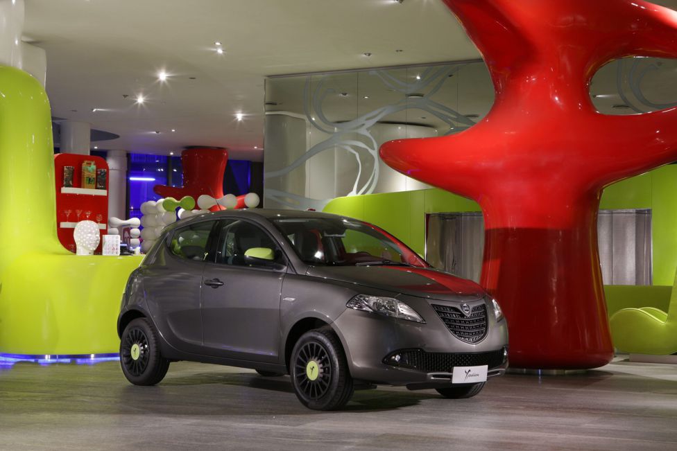 Ypsilon Elefantino