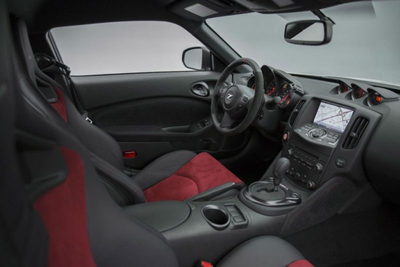 Nissan actualiza el 370Z Nismo