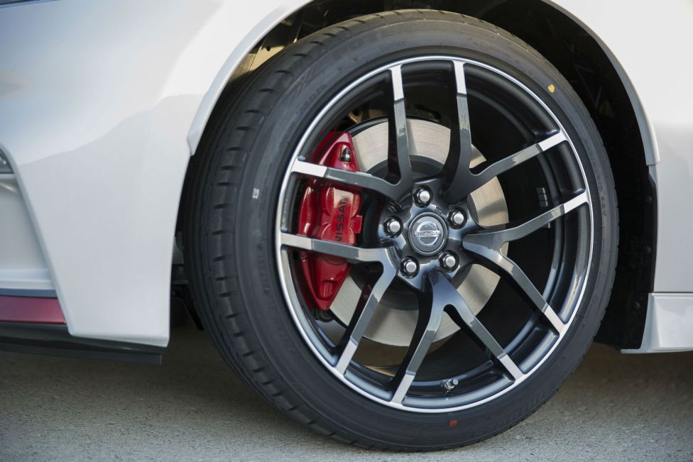 Nissan actualiza el 370Z Nismo