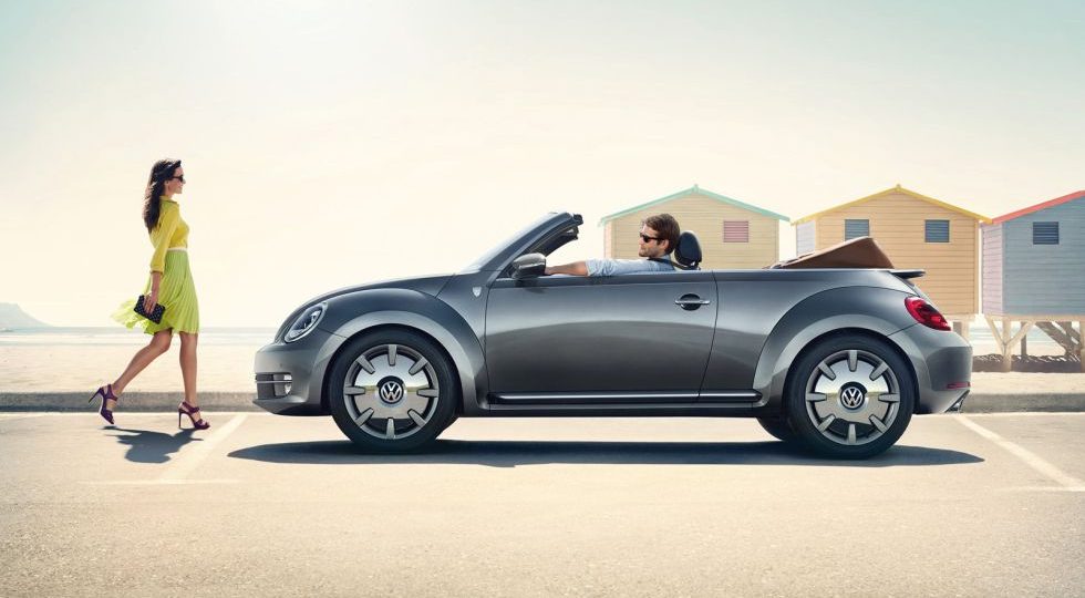 Volkswagen presenta la edición Beetle Cabrio Karmann