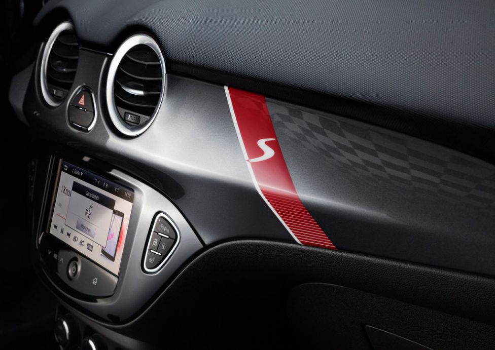 Opel Adam S