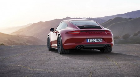 Porsche 911 GTS 2015