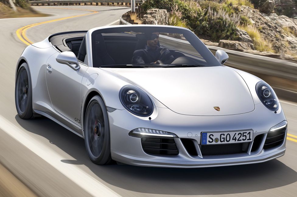 Porsche 911 GTS 2015