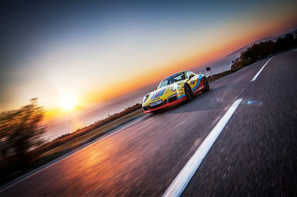 Porsche Martini