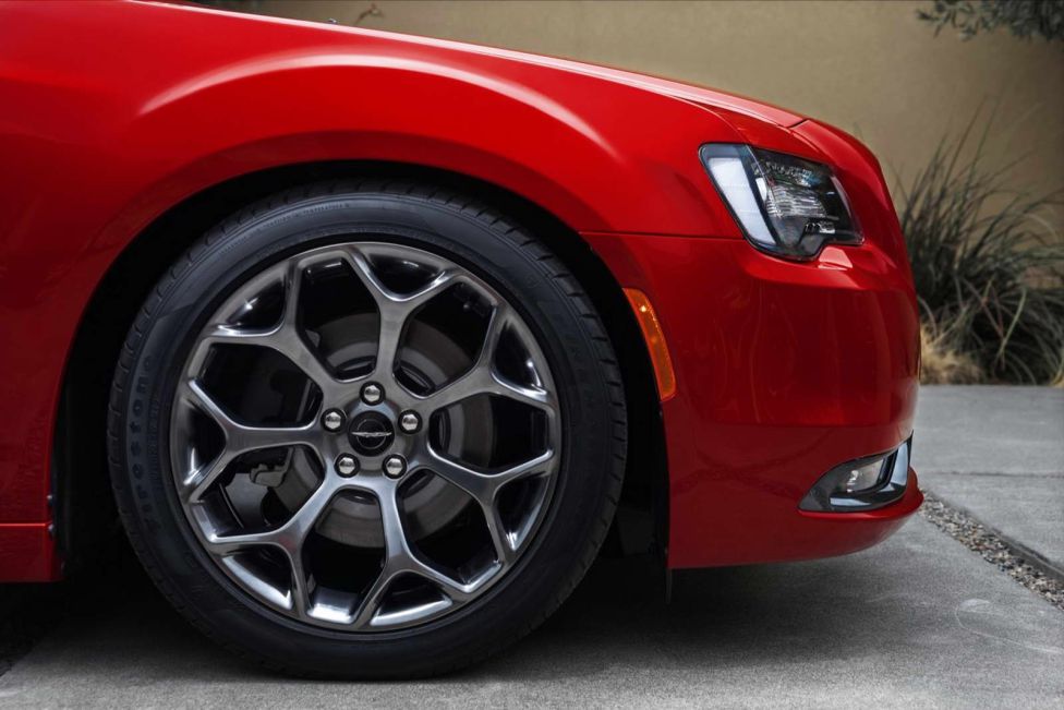 Chrysler 300 2015