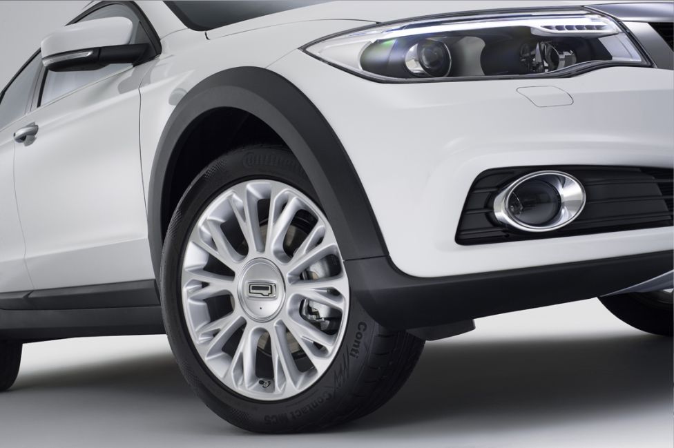Qoros 3 City SUV
