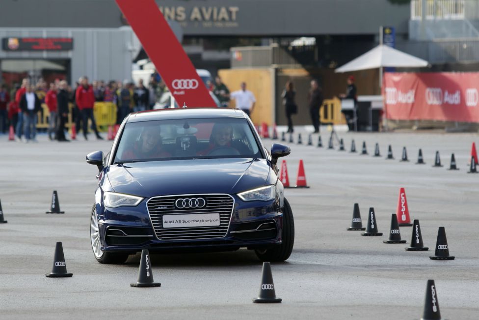 Real Madrid y F.C. Barcelona reciben sus nuevos Audi