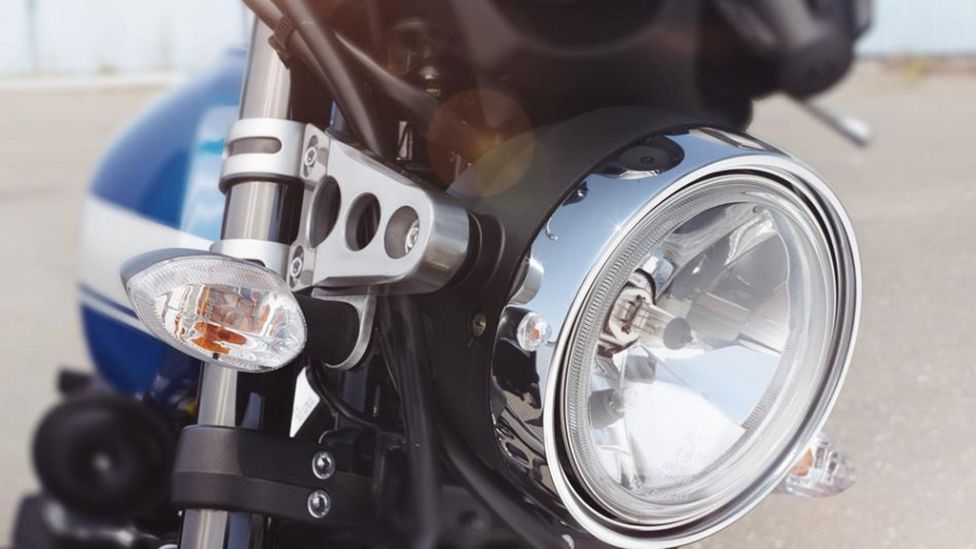 La Yamaha XJR 1300 se renueva