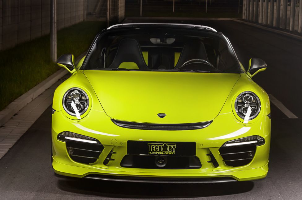 TechArt presenta el Porsche 911 Targa 4 más chillón