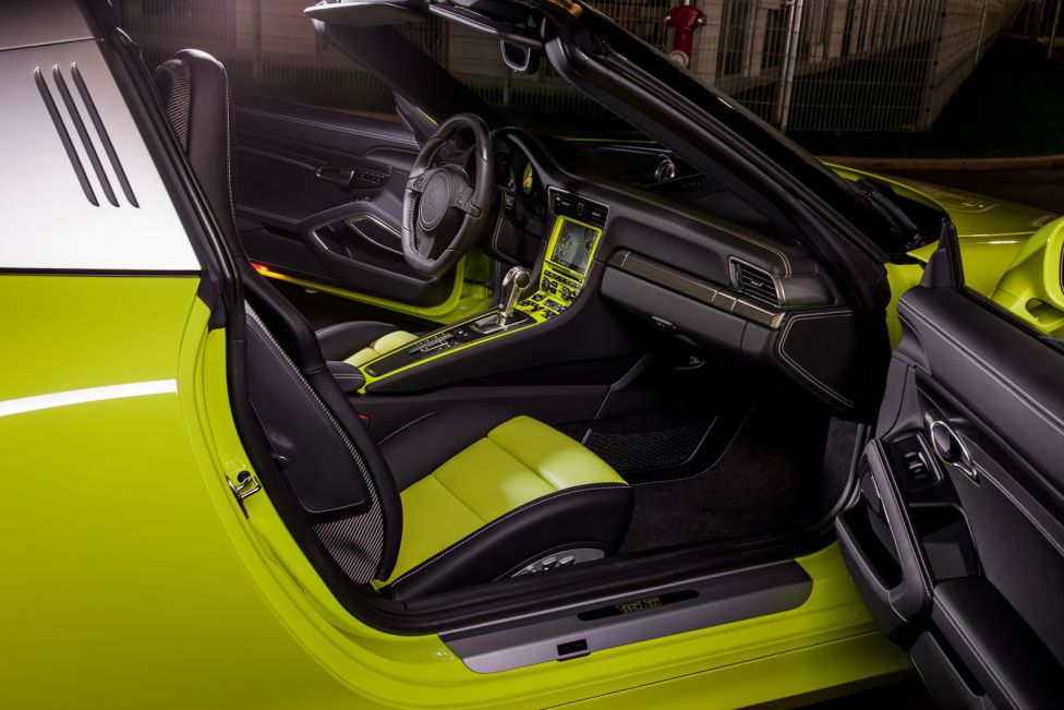 TechArt presenta el Porsche 911 Targa 4 más chillón