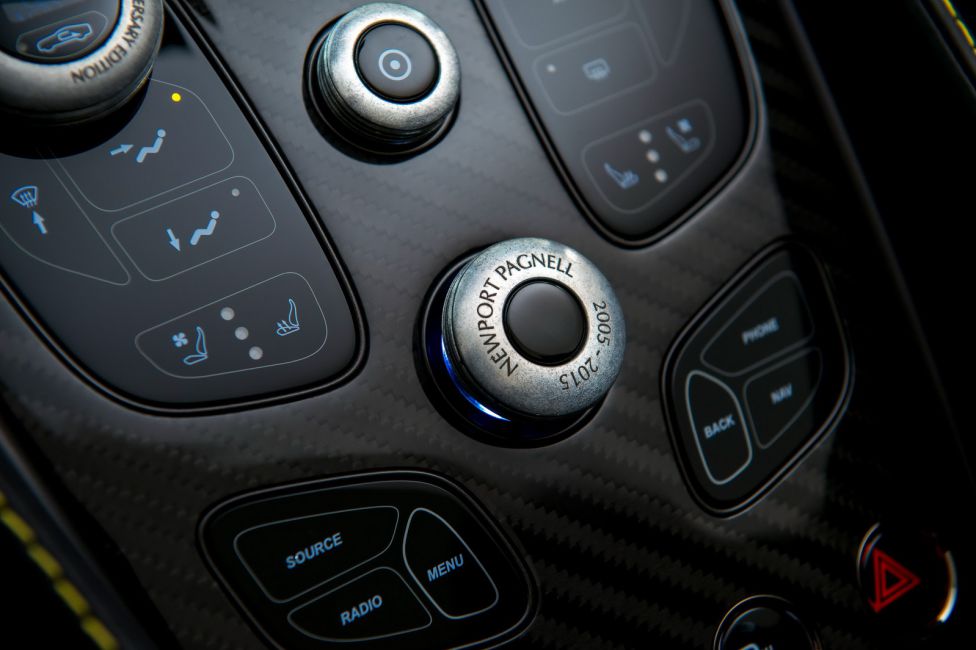 Aston Martin Works 60 Aniversario Vanquish
