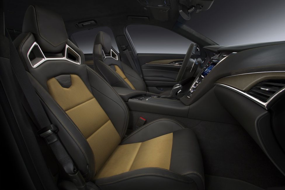 Cadillac CTS-V 2015