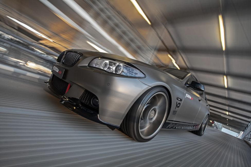 BMW 550i Fostla