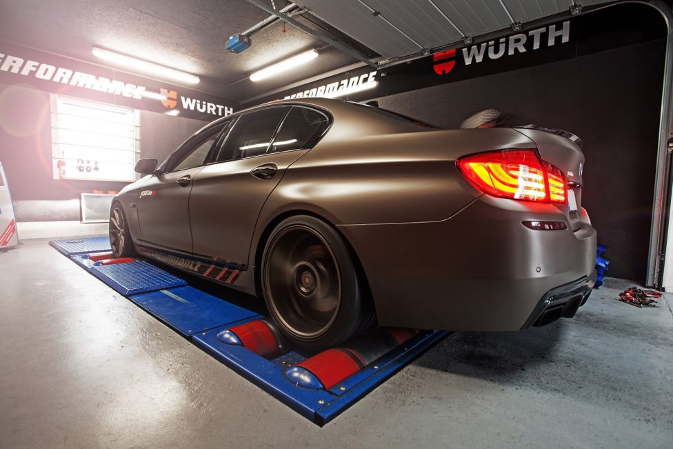 BMW 550i Fostla
