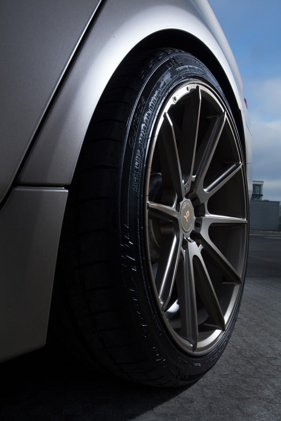 BMW 550i Fostla