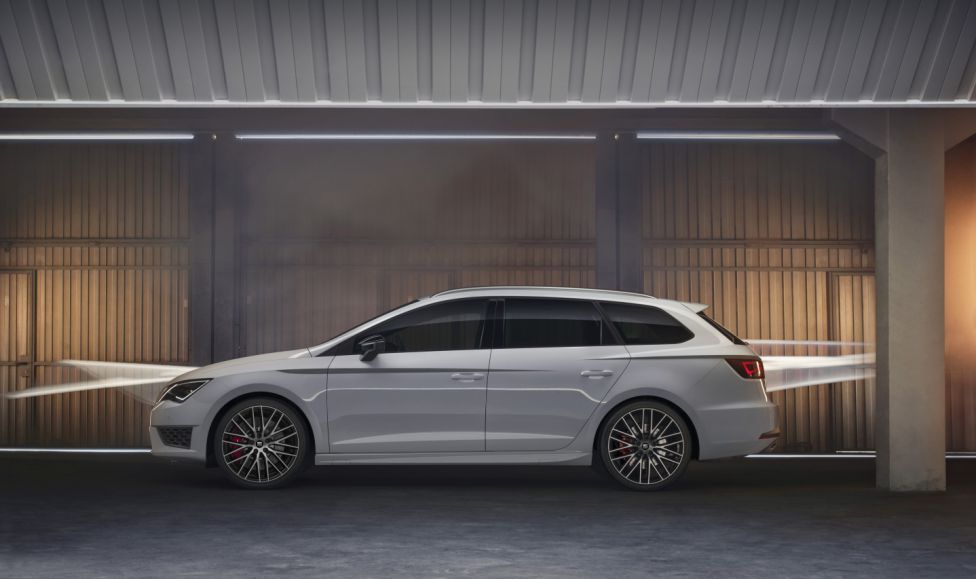 León Cupra ST