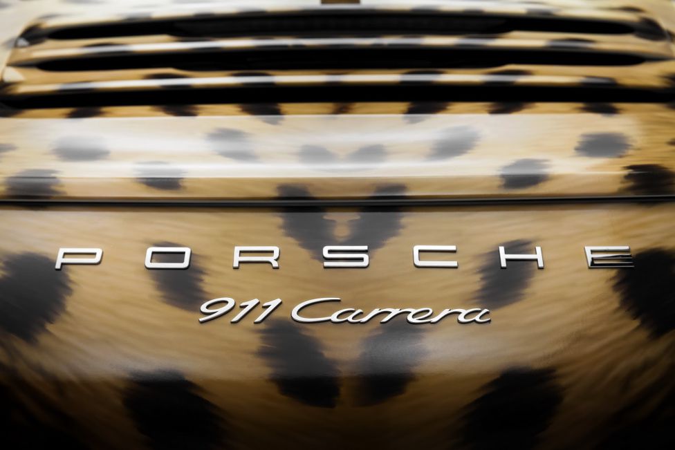 Porsche 911 Adidas NFL