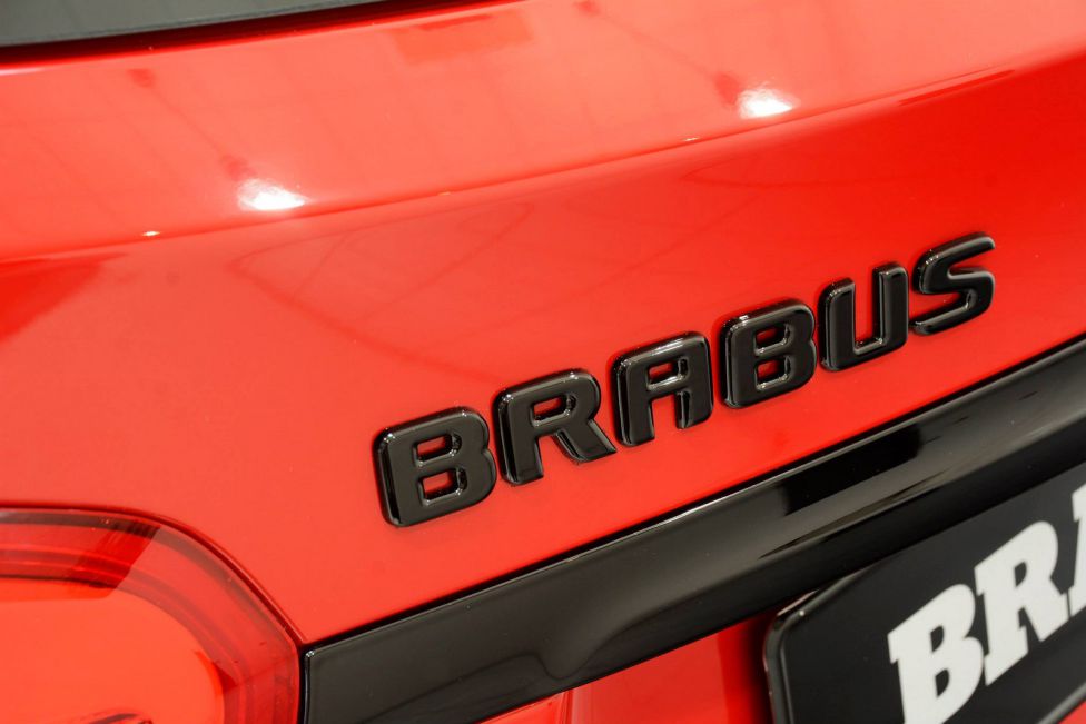 Brabus lleva el Mercedes GLA 45 hasta los 400 CV