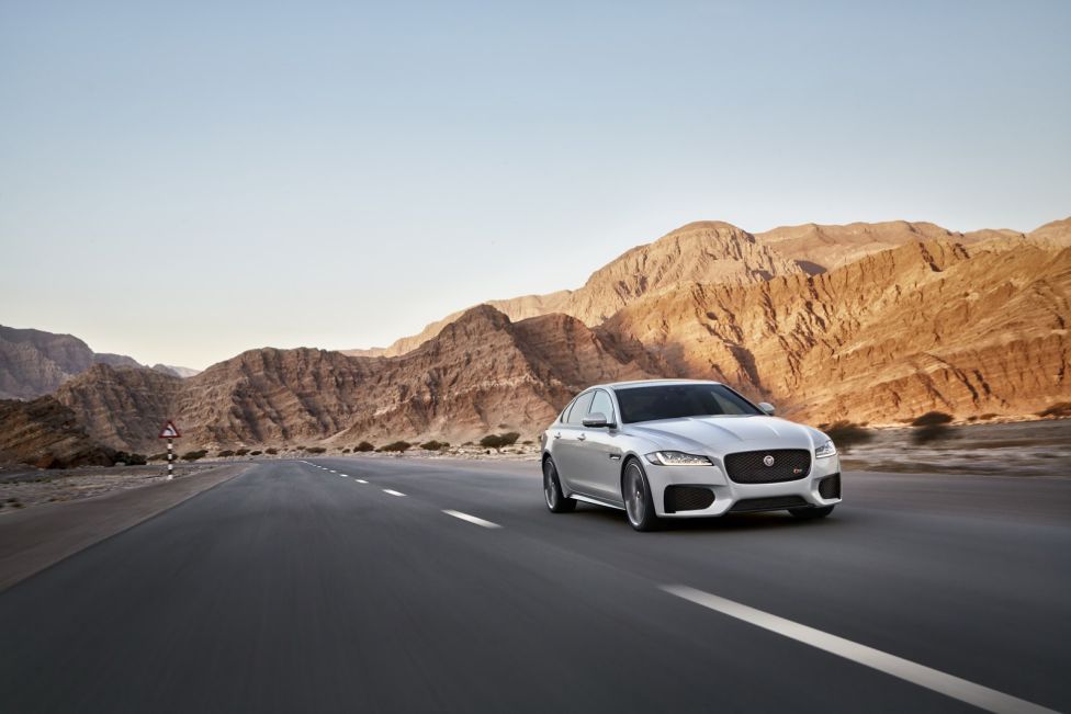 Jaguar XF 2015