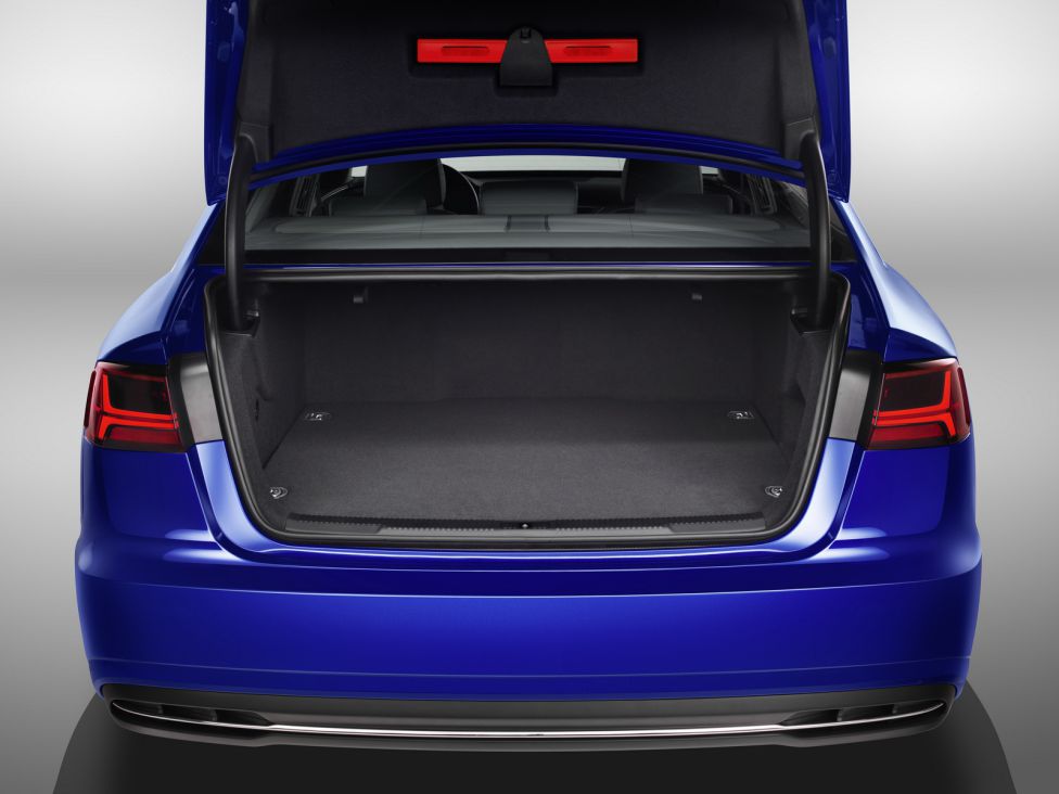 Audi A6 L e-tron