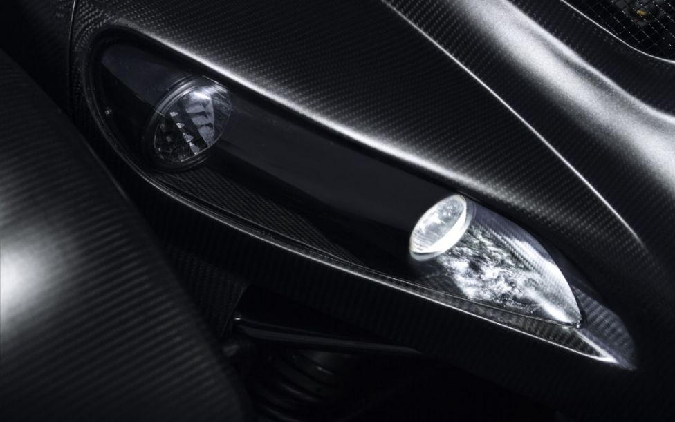 GTO Bare Naked Carbon Edition