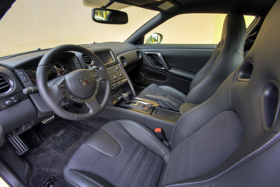 Nissan GT-R 45th Anniversary Gold Edition