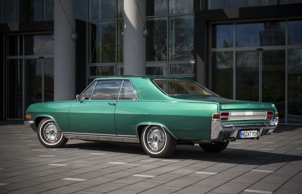 Opel Diplomat A V8 Coupé