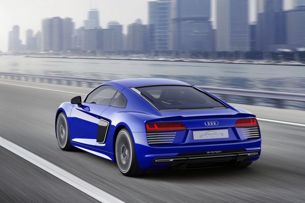 R8 E-Tron Piloted Driving Study