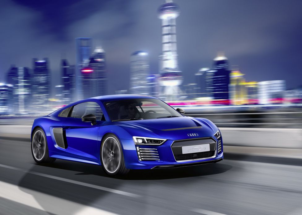 R8 E-Tron Piloted Driving Study