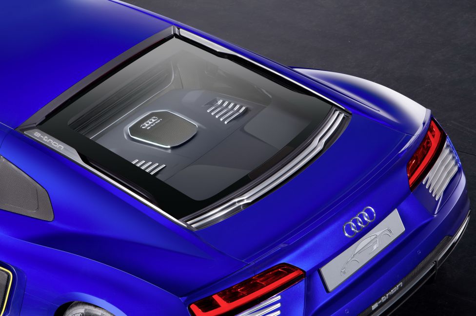 R8 E-Tron Piloted Driving Study
