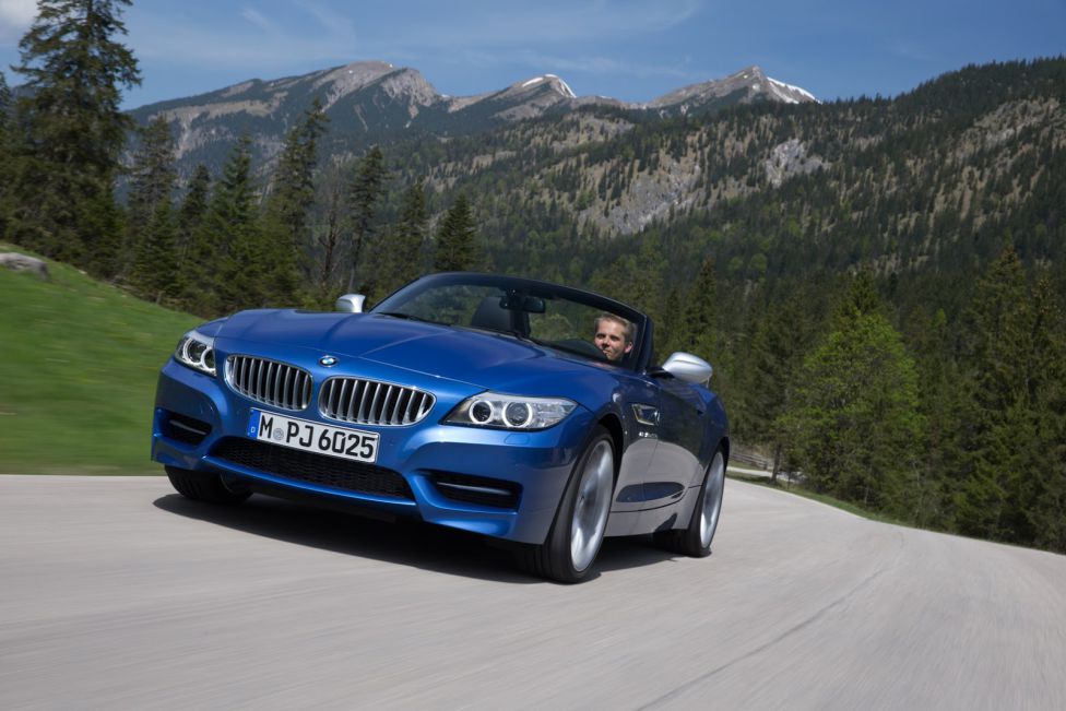 El Z4 se viste de Azul Estoril